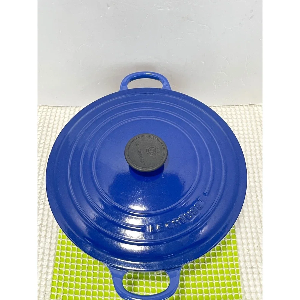 Le Creuset le creuset